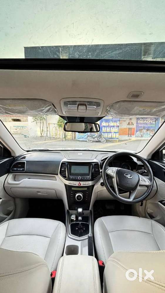Mahindra Xuv300, 2022, Petrol