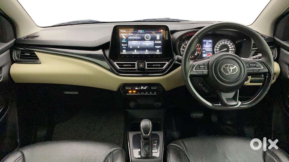 Toyota Glanza 1.2 V Amt, 2025, Petrol