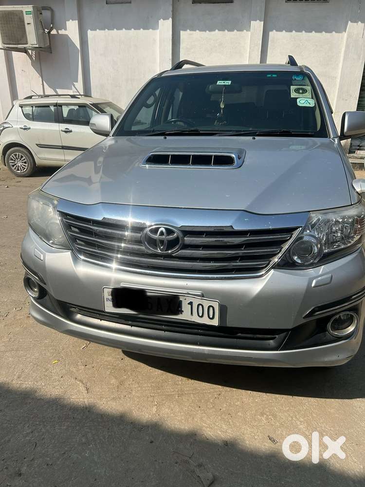Toyota Fortuner 2014 Diesel 70000 Km Driven