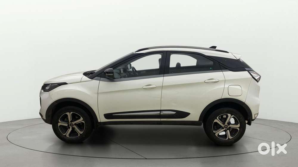 Tata Nexon 1.2 Revotron Xza Plus Premium, 2021, Petrol