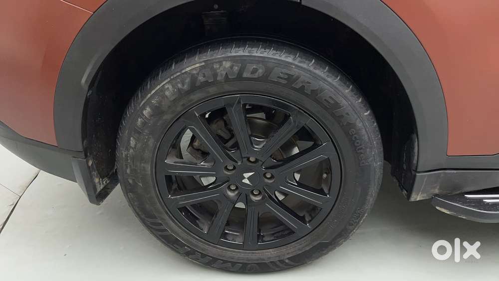 Mahindra Xuv700 2.0 Ax 7 Petrol At Luxury Pack Str, 2024, Petrol