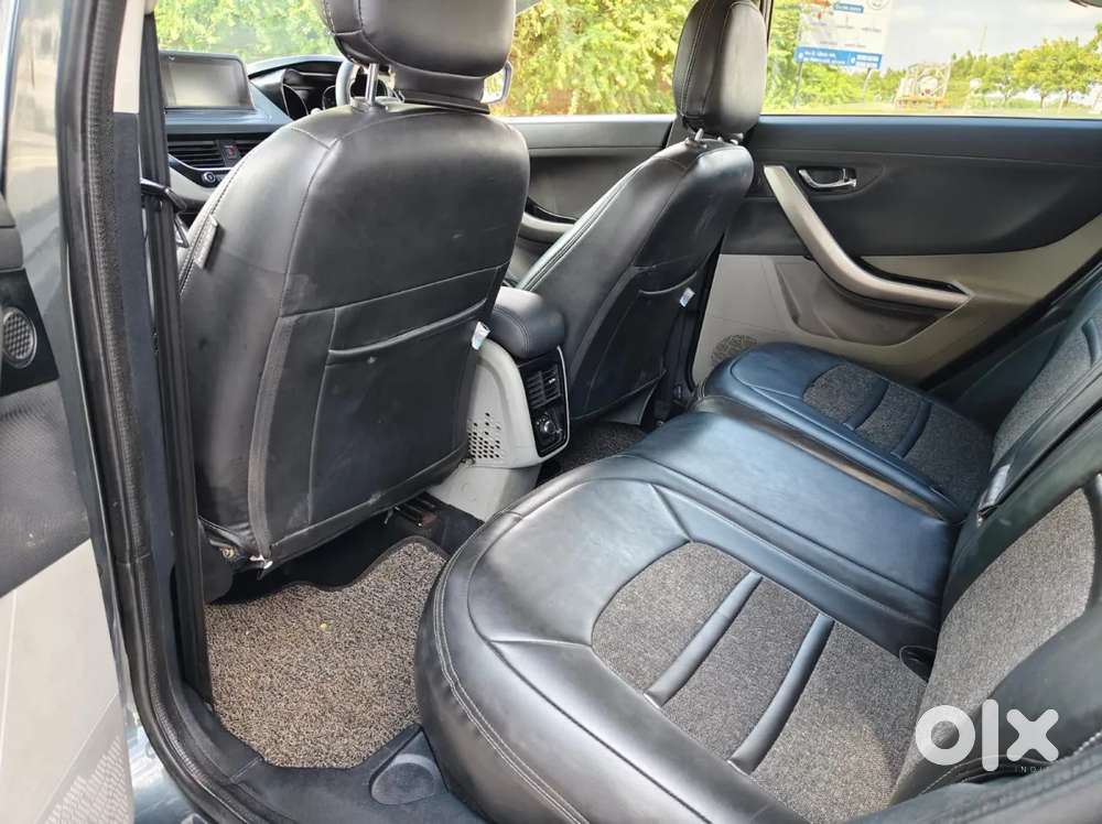 Tata Nexon 1.2 Revotron Xza Plus, 2018, Petrol