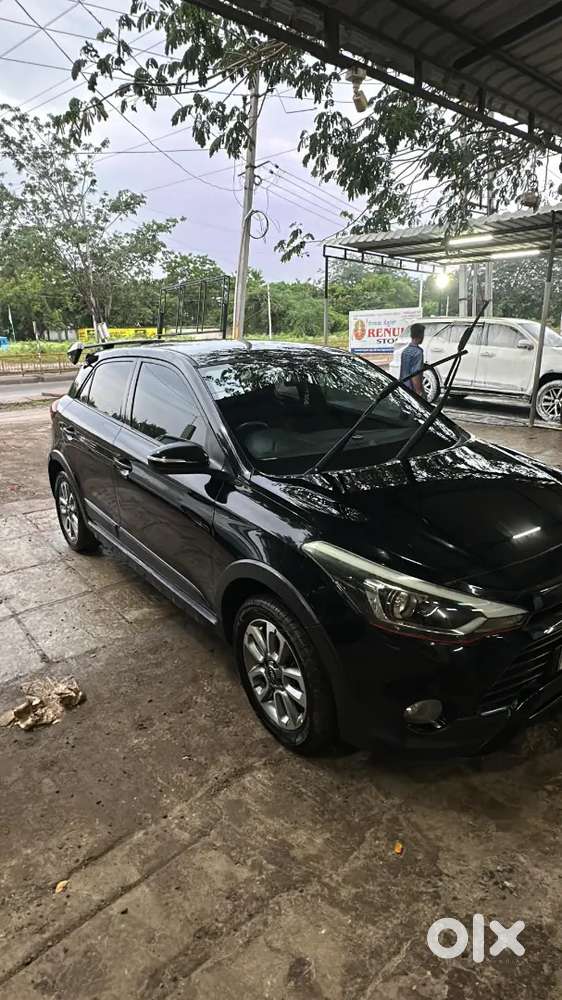 Hyundai I20 Active Crdi S 2015 Diesel Well Maintained Very Neat