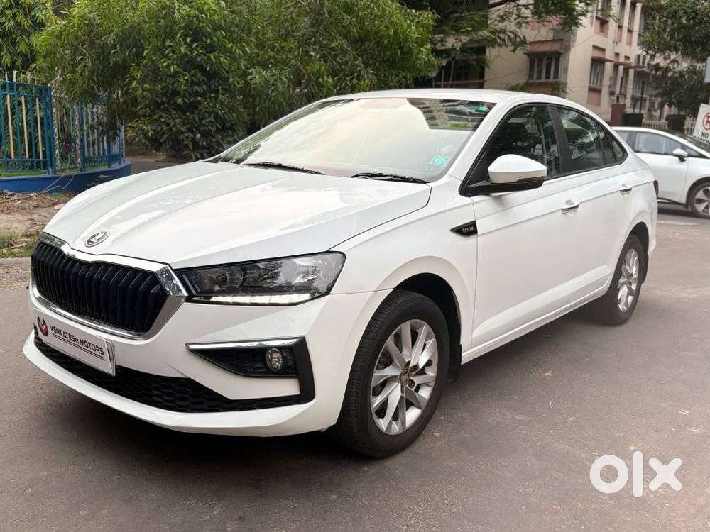 Skoda Slavia Ambition 1.5l Tsi Mt, 2023, Petrol