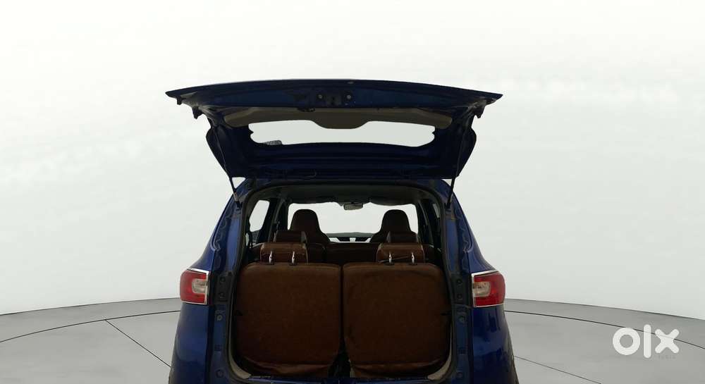 Renault Triber Rxz, 2019, Petrol