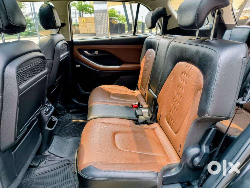 Hyundai Alcazar 2.0 Signature (o) Petrol At 7 Str, 2021, Petrol