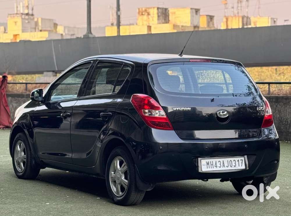 Hyundai I20 2009-2011 Asta, 2011, Petrol