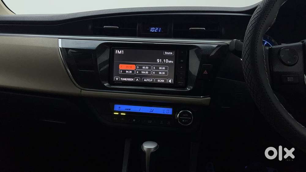 Toyota Corolla Altis 2013-2017 Vl At, 2015, Petrol