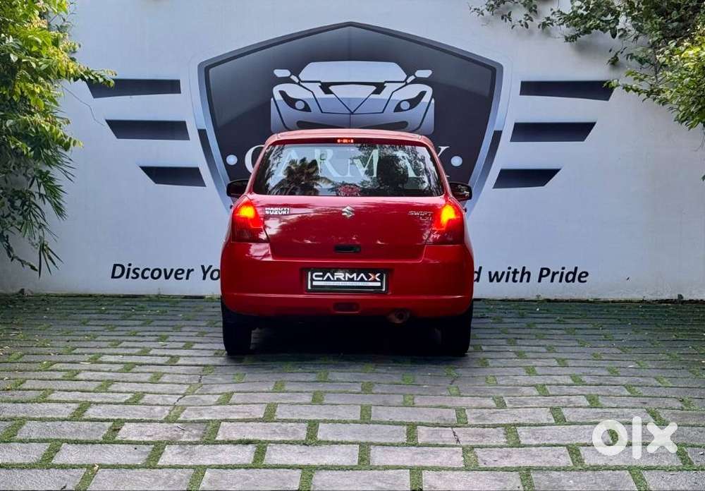 Maruti Suzuki Swift Lxi Option, 2006, Petrol