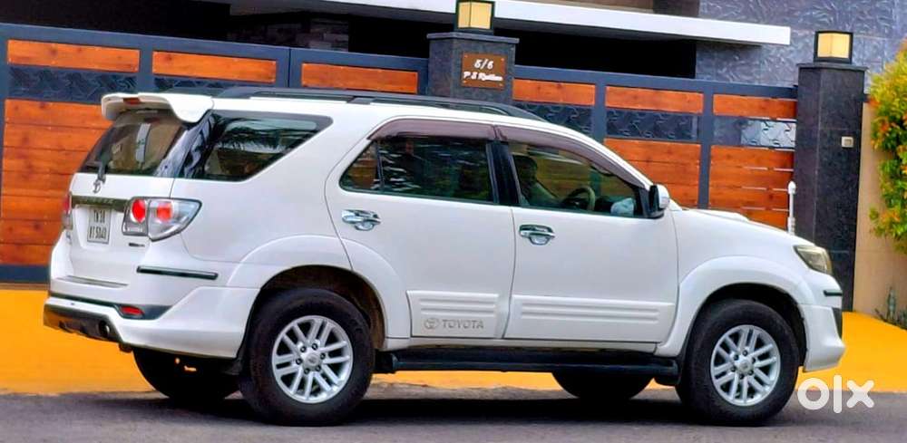 Toyota Fortuner 4x4 At, 2014, Diesel