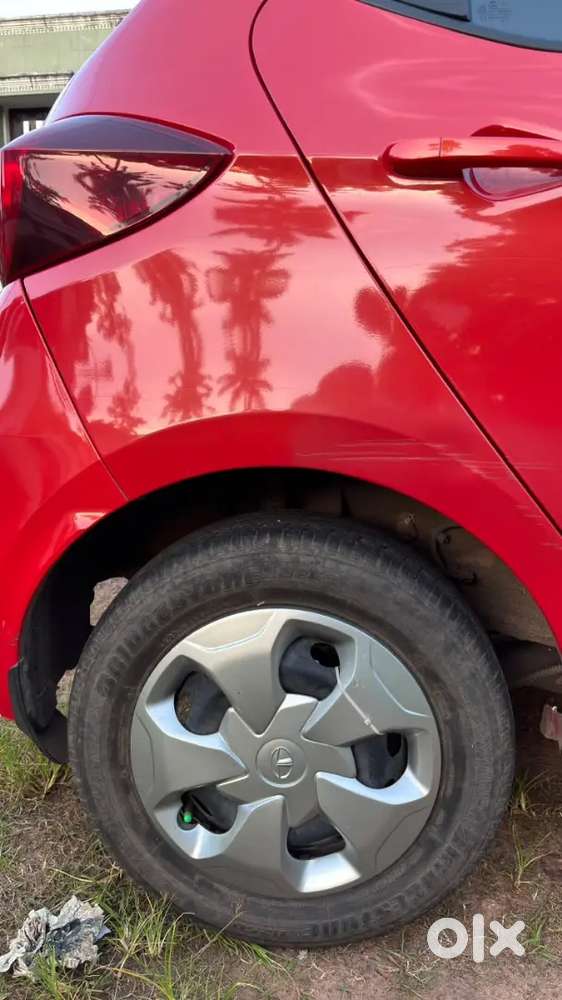 Tata Tiago Revotron Xt 2020 (17-20)km Mileage Price Negotiable