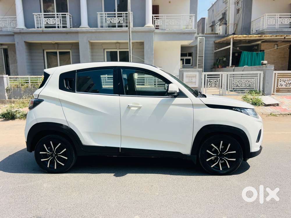 Mahindra Kuv 100