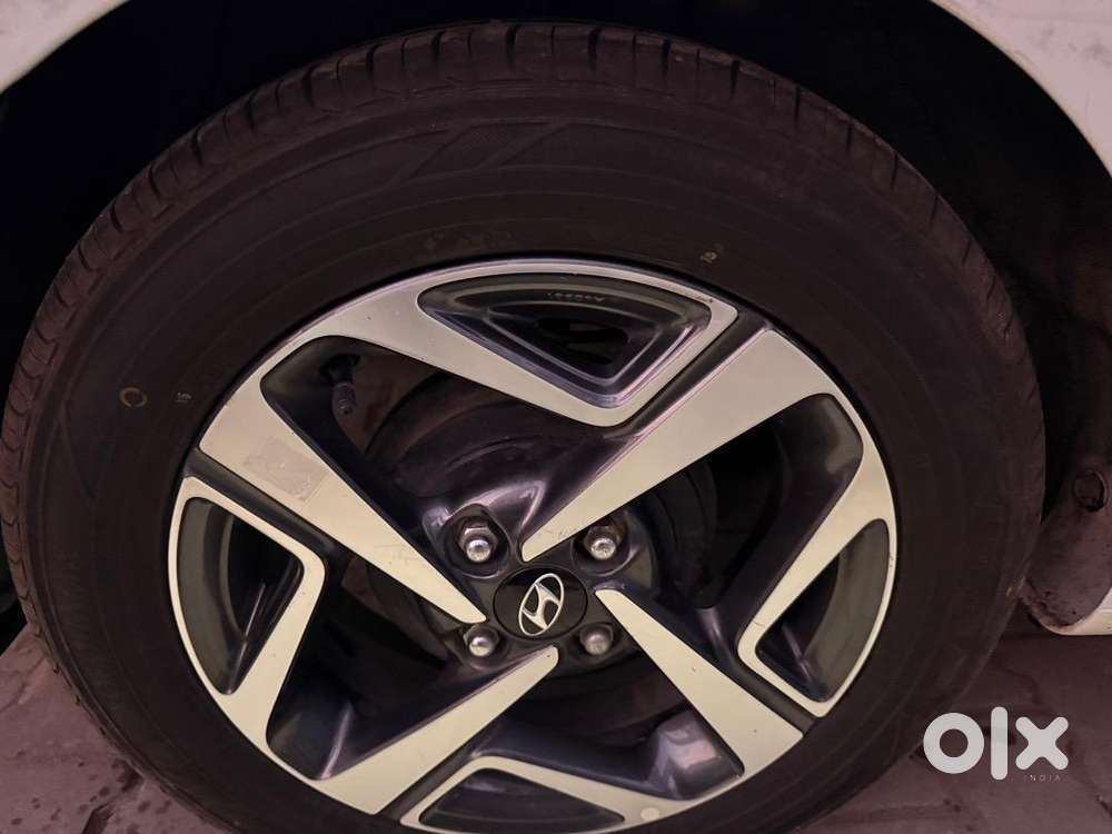 Hyundai Aura Petrol 2021