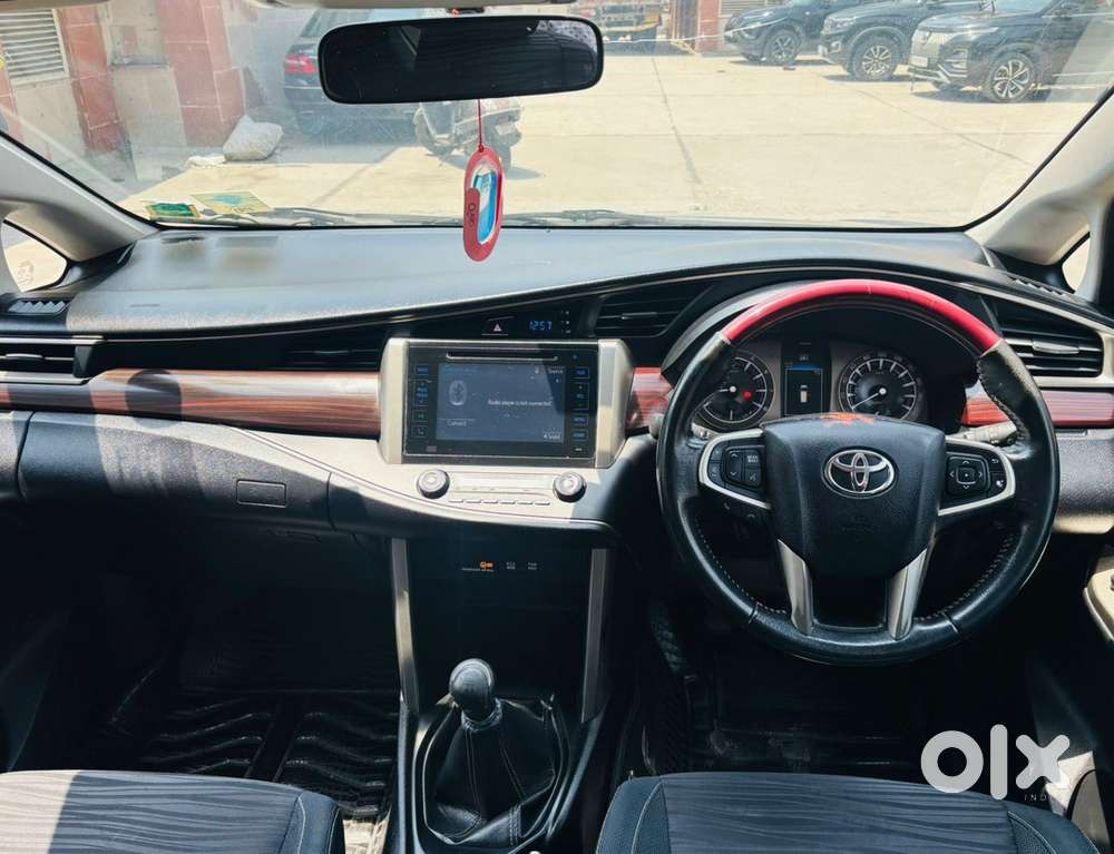 Toyota Innova Crysta 2.7 (rare)