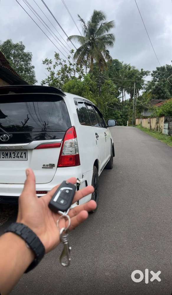 Toyota Innova 2009 Model
