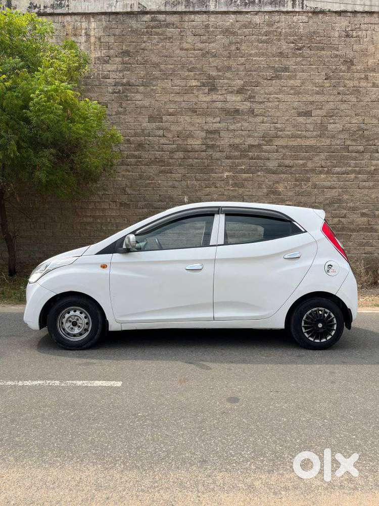 Hyundai Eon Era +, 2015, Petrol