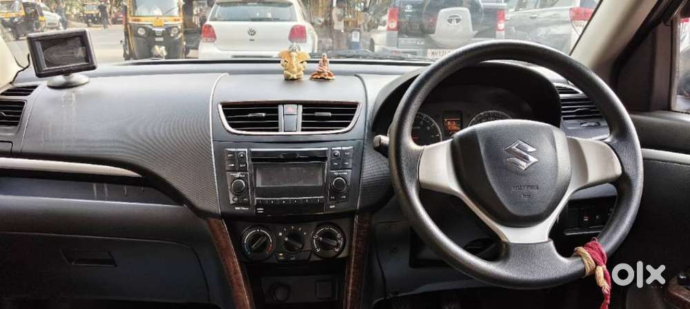 Maruti Suzuki Swift Vxi 1.2 Abs Bs-iv, 2017, Petrol