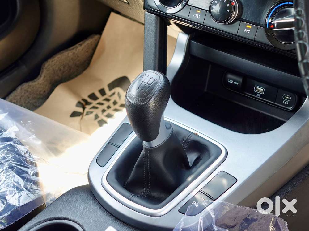 Kia Seltos Htk G, 2024, Petrol