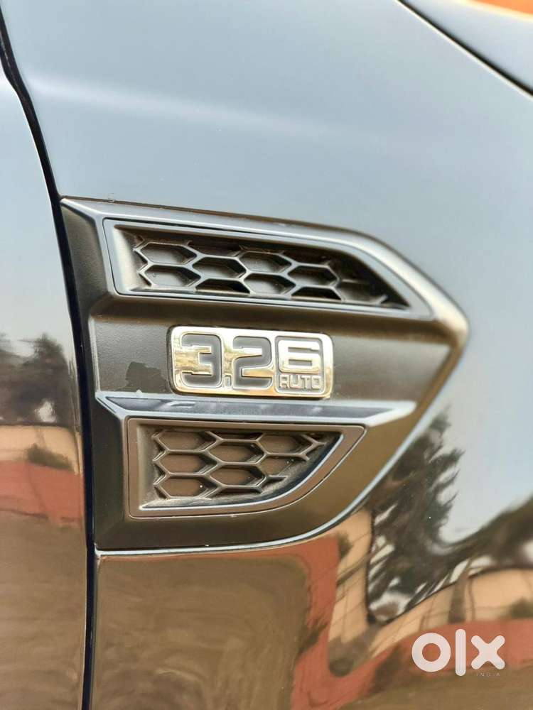 Ford Endeavour 3.2 Titanium 4x4 At, 2016, Diesel