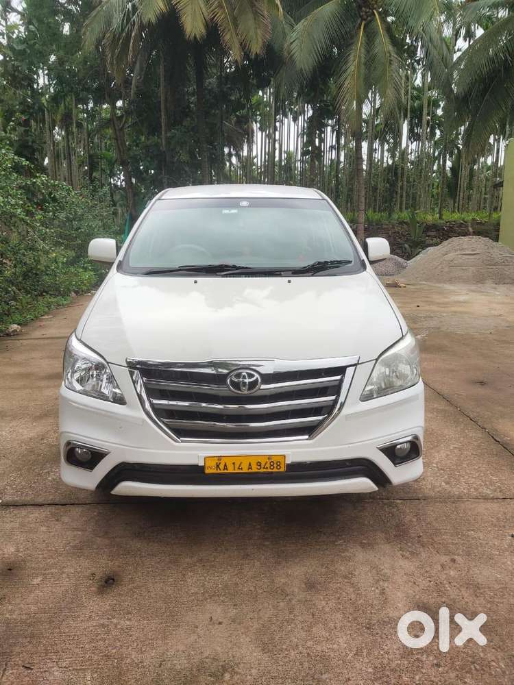 Toyota Innova 2.5 G (diesel) 8 Seater, 2012, Diesel