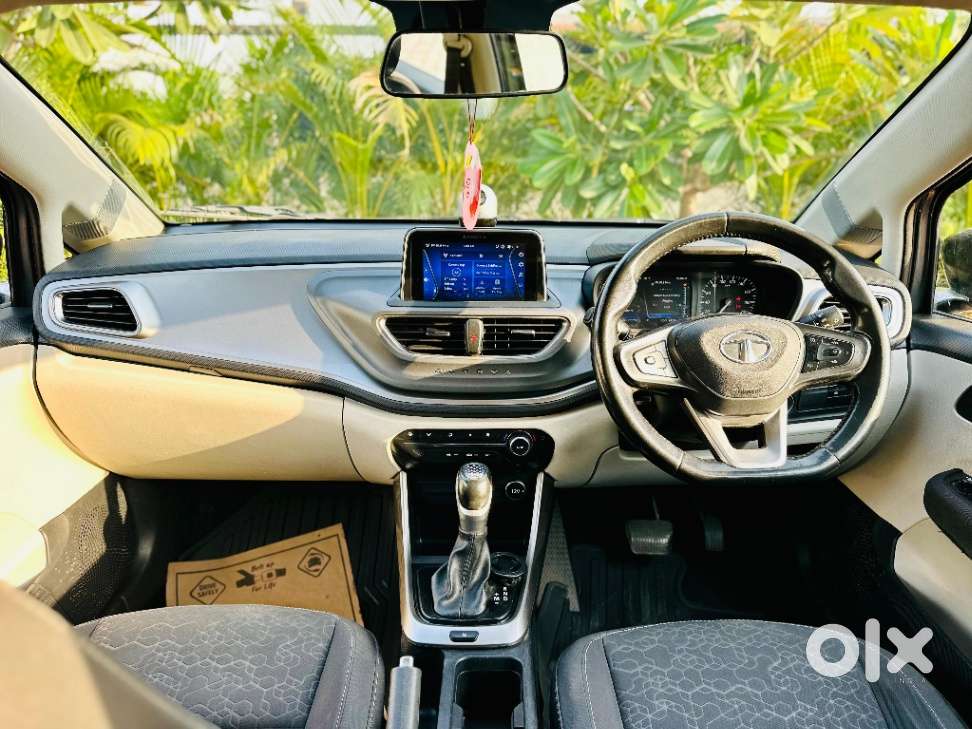 Tata Altroz 1.2 Xza Petrol Dct, 2022, Petrol