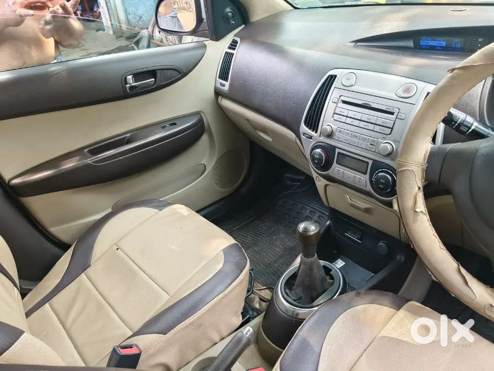 Hyundai I20 2012 Petrol Well Maintained Bank Manager Car.