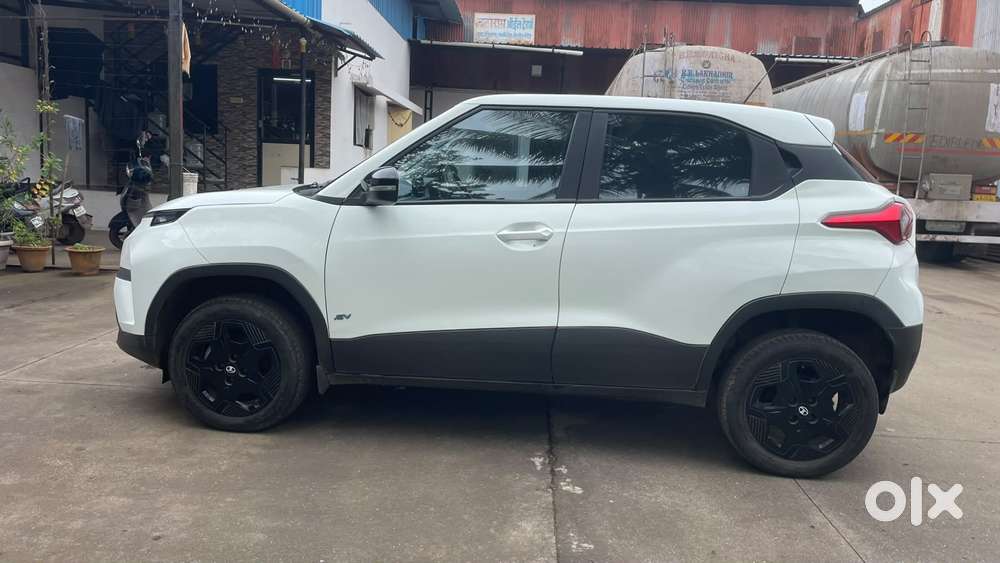 Tata Punch Ev Adventure S Lr Ac Fc, 2025, Electric