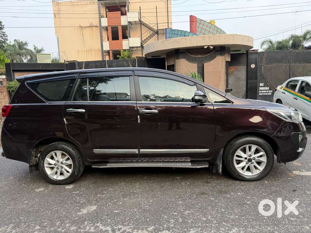Toyota Innova Crysta 2.4 G Mt 8s, 2020, Diesel