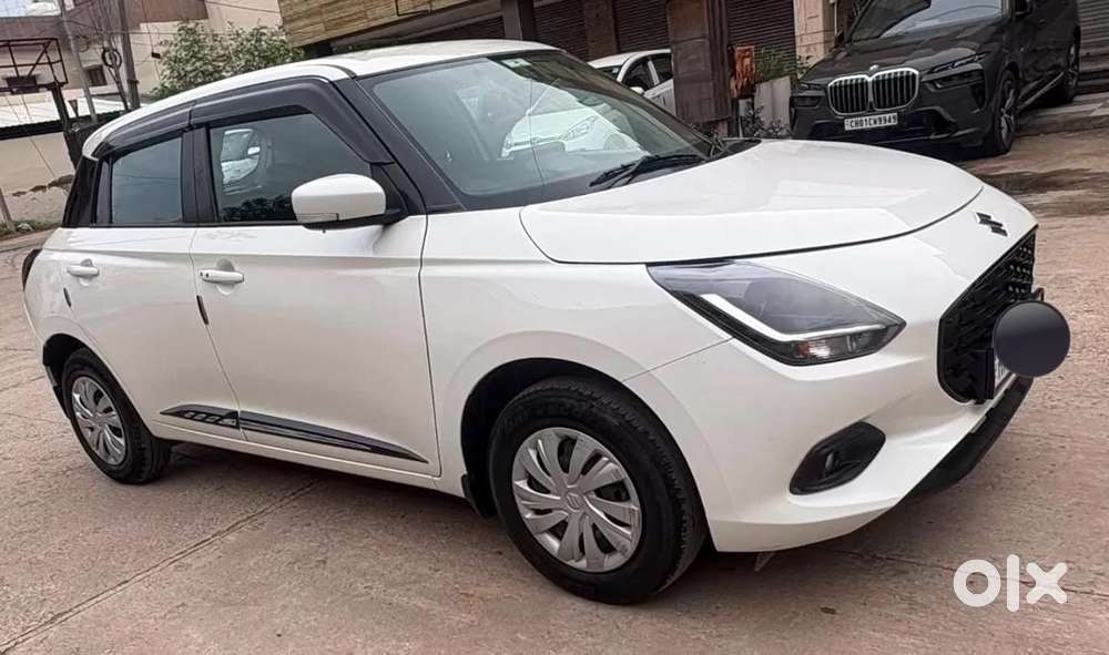 Maruti Suzuki Swift 1.2 Vxi (o), 2024, Petrol