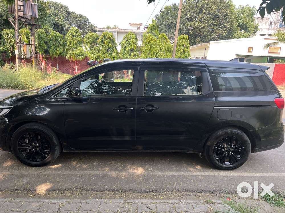 Kia Carnival Premium, 2020, Diesel