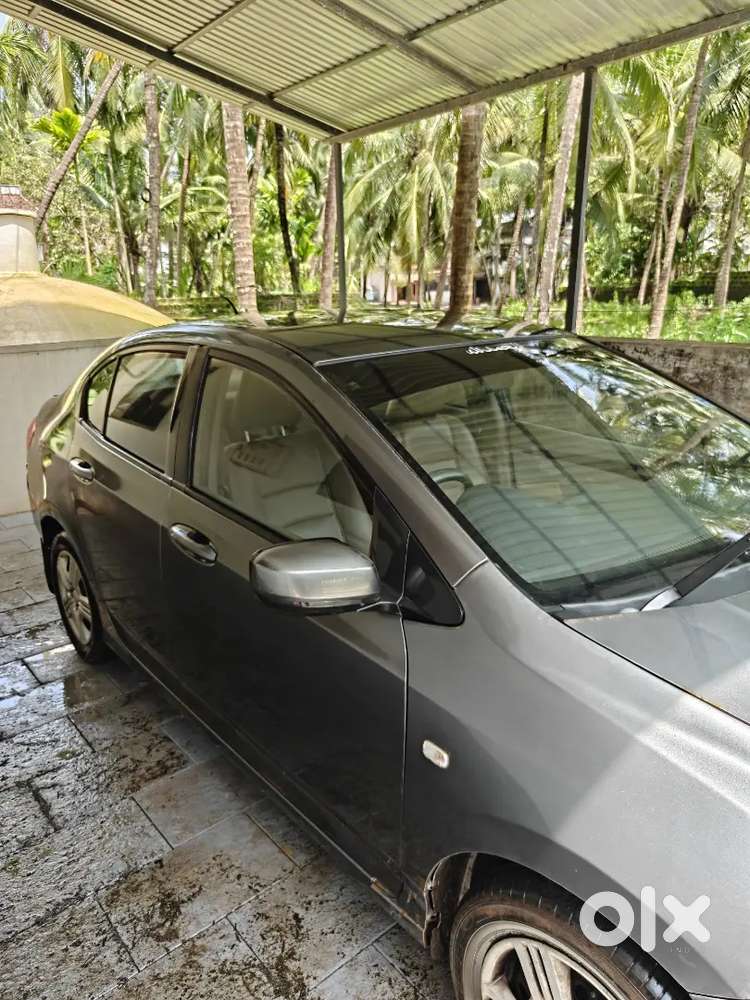 Honda City Petrol At 2009