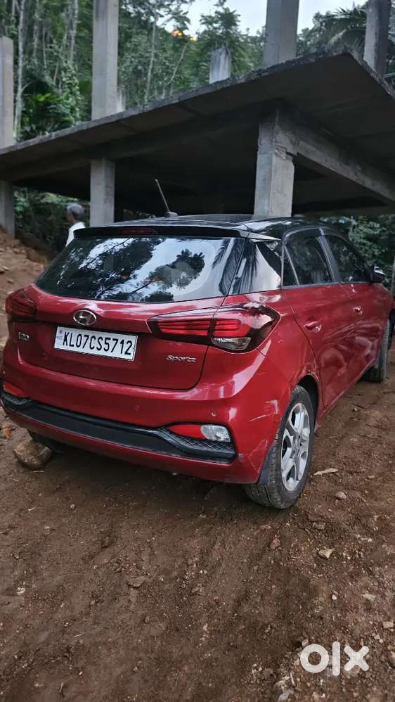 Hyundai I20 Manual Petrol Variet 29800 Kilometers. 585000 Only