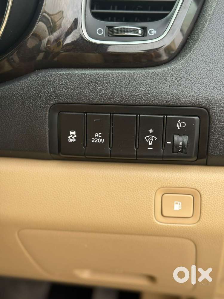 Kia Carnival Limousine Plus 7 Str, 2022, Diesel