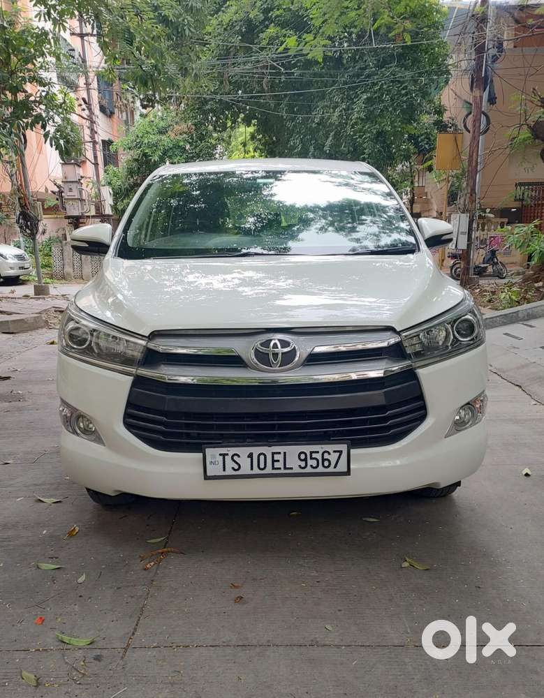 Toyota Innova Crysta 2.4 V 8 Str, 2017, Diesel