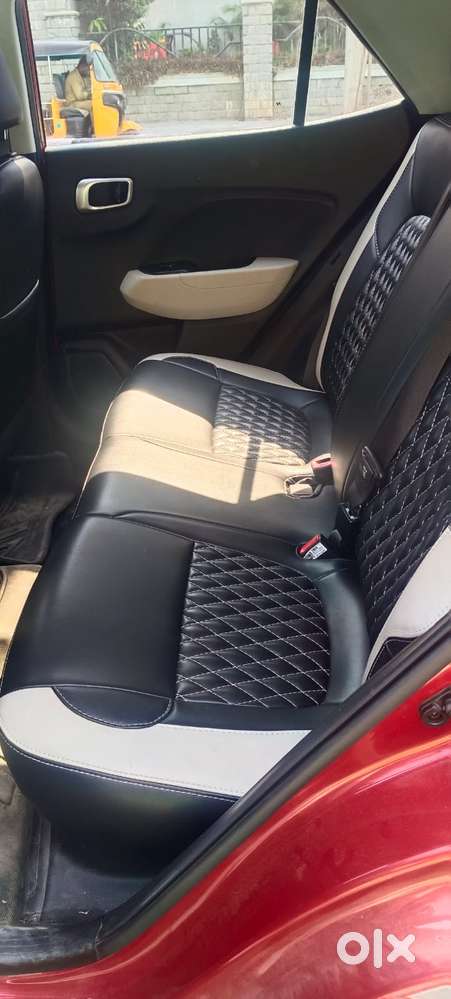 Hyundai Venue 1.2 S (o), 2023, Petrol