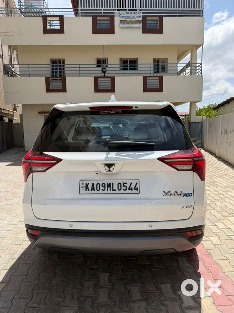 Mahindra Xuv700 Petrol Manual 2025