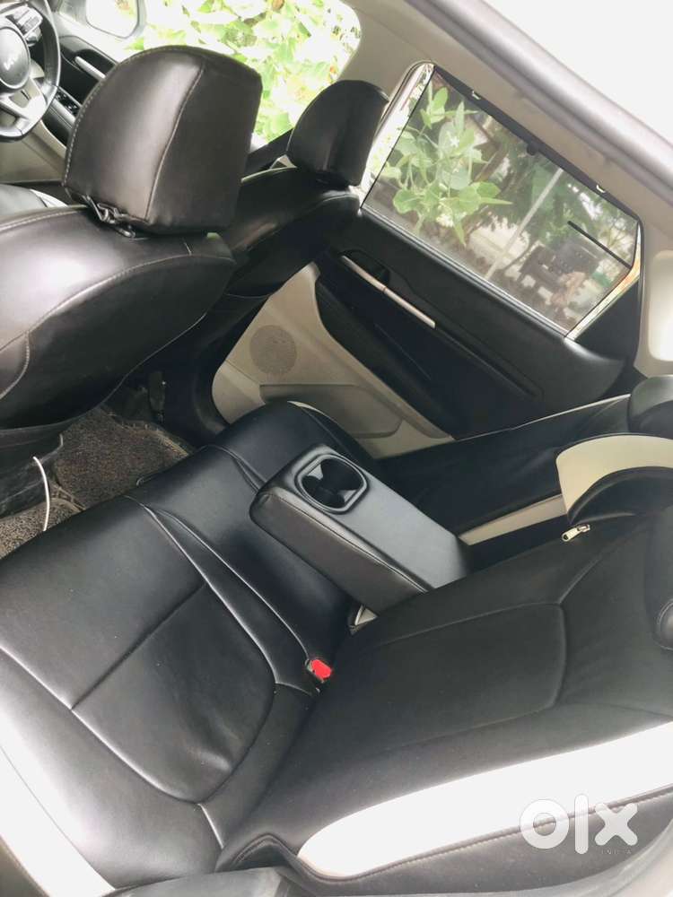 Kia Sonet Petrol 2023