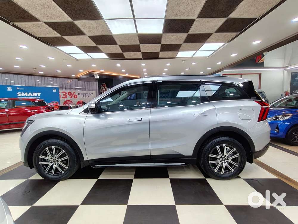 Mahindra Xuv700 2.2 Ax 7 Diesel At Luxury Pack Str Awd, 2022, Diesel