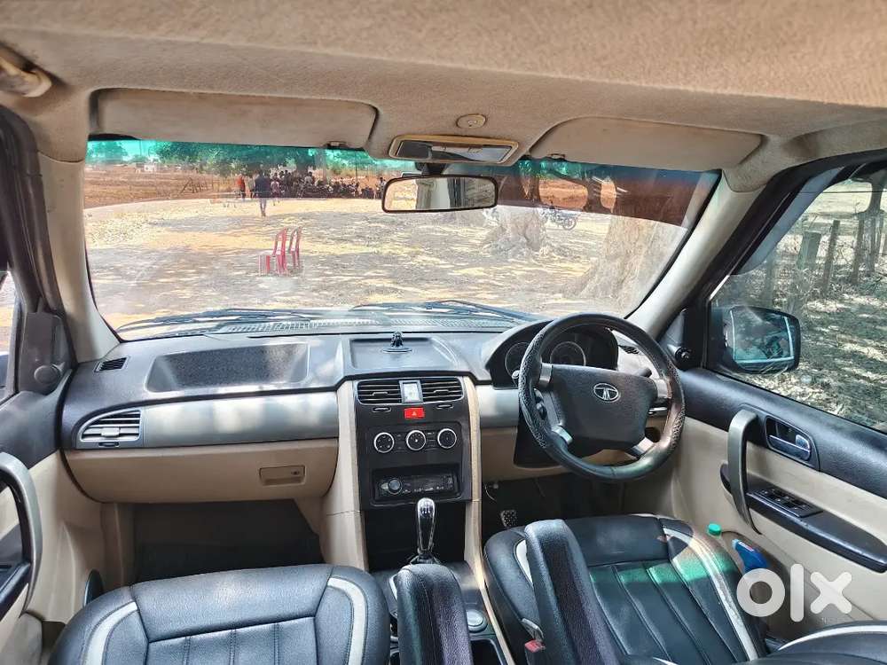 Tata Safari Storme 2014