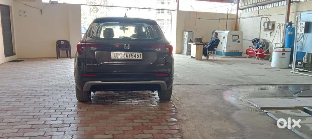 Honda Elevate V Mt, 2024, Petrol