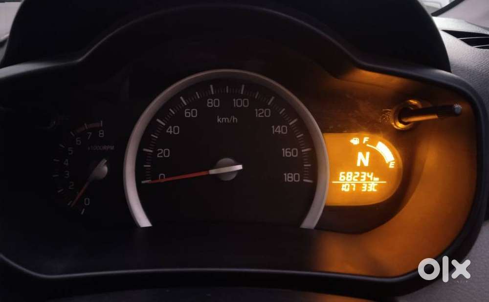 Maruti Suzuki Celerio Vxi At, 2014, Petrol