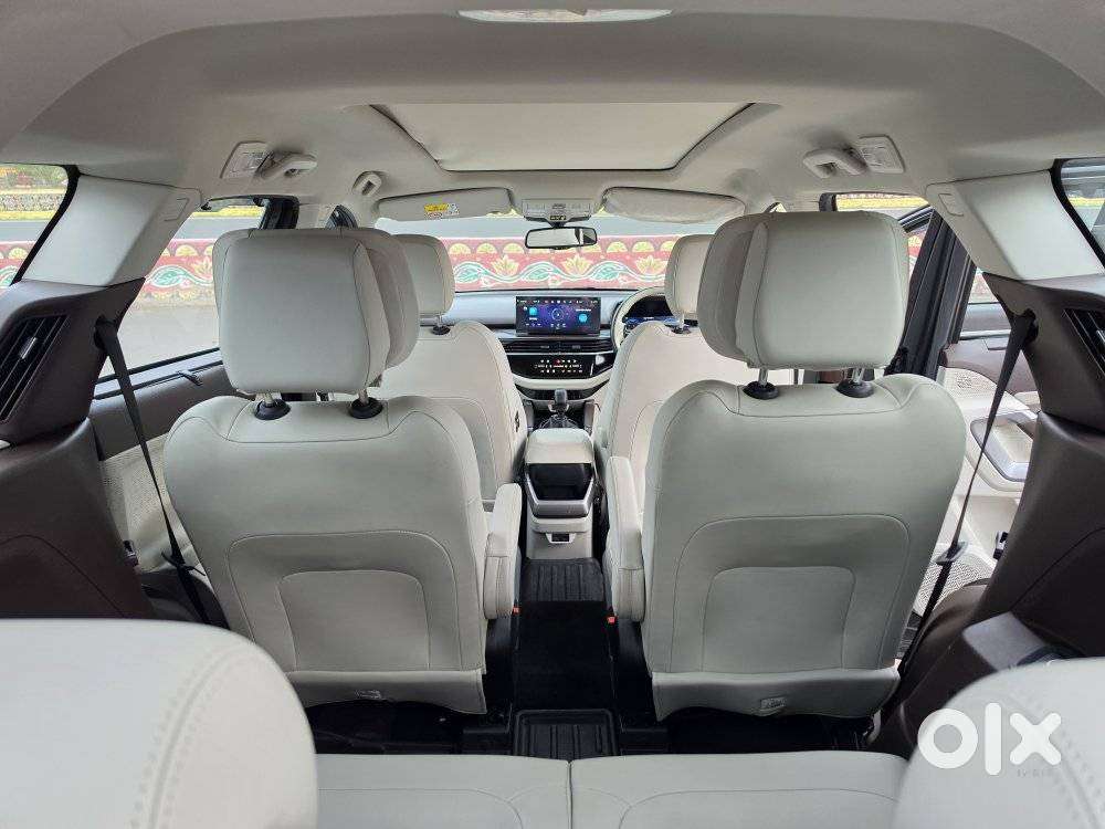 Tata Safari Accomplished Plus 6 Str Dual Tone, 2025, Diesel