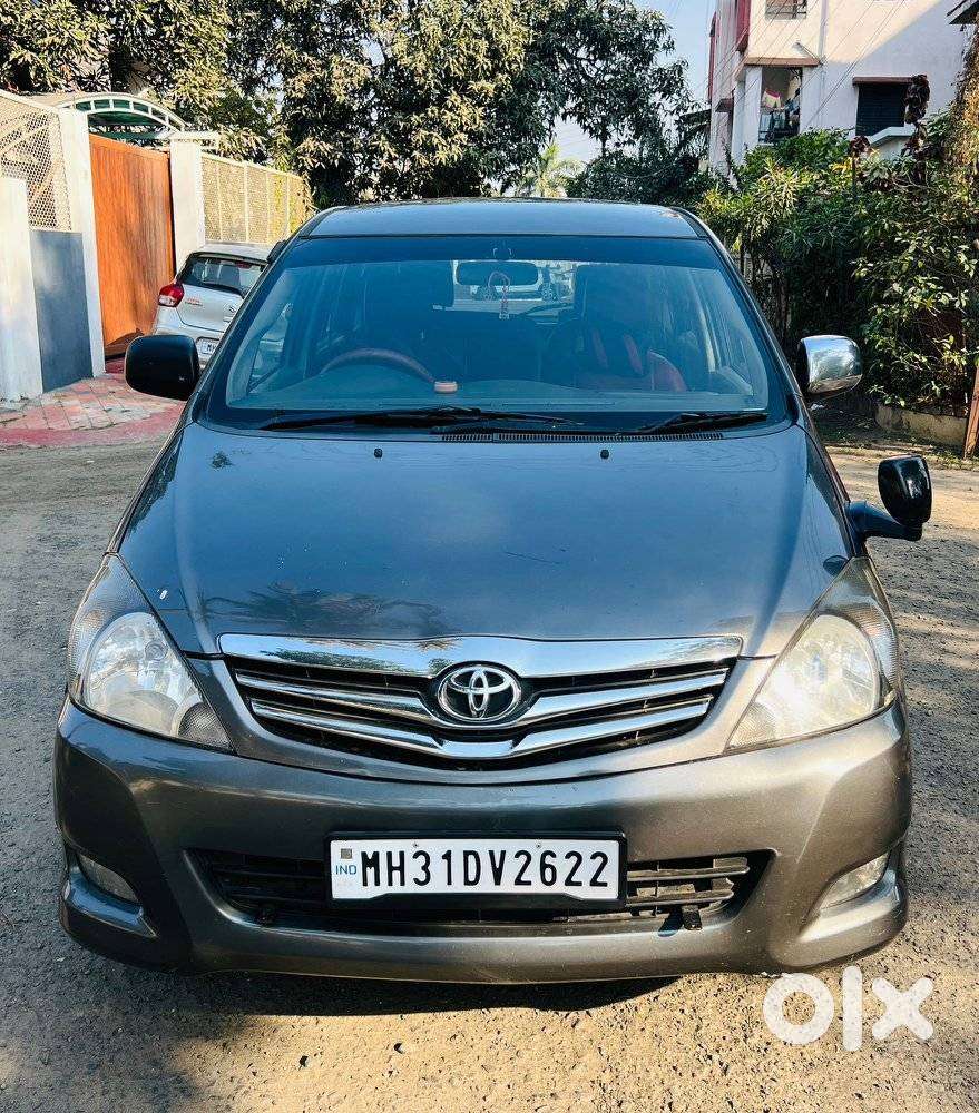Toyota Innova 2.0 V, 2011, Diesel