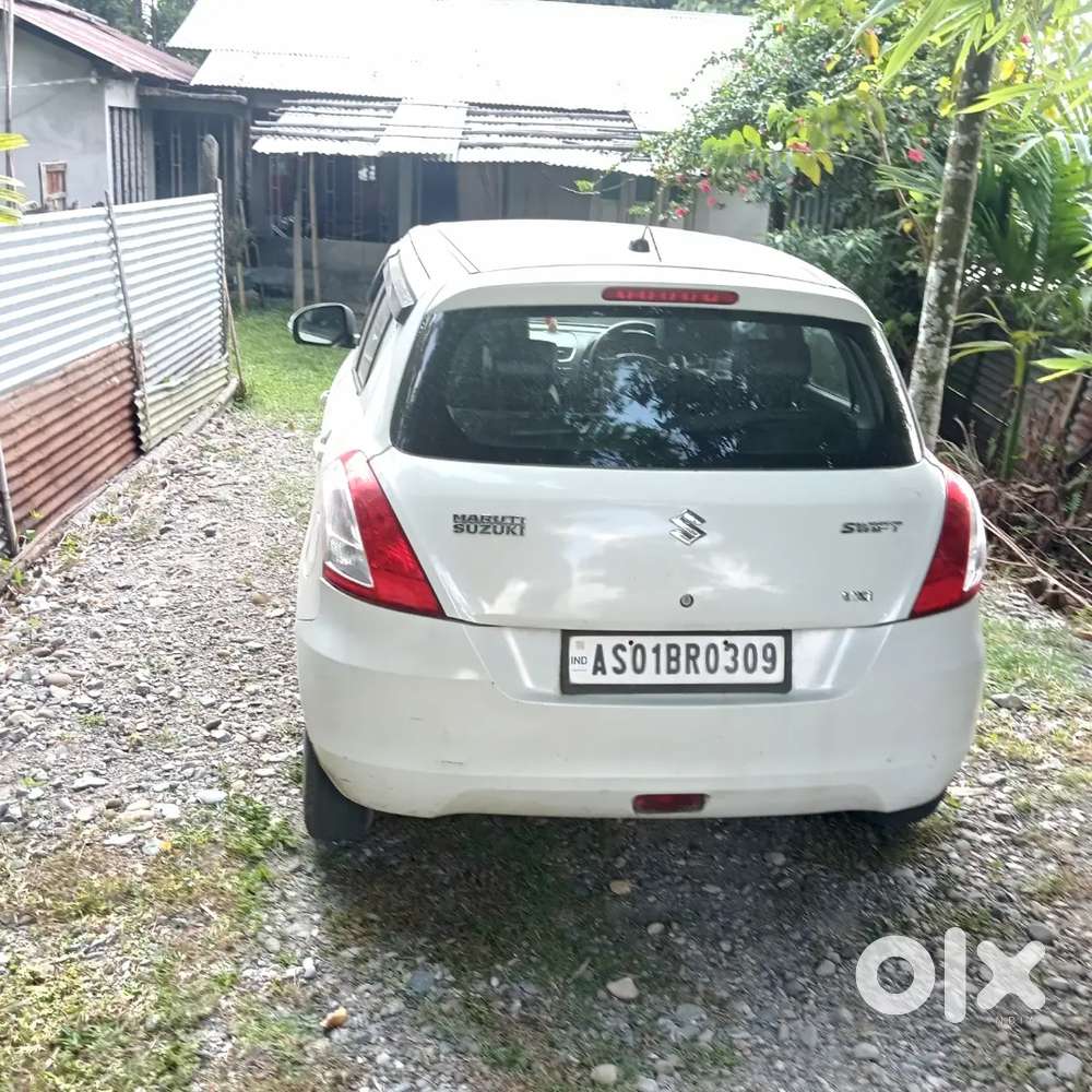 Maruti Suzuki Swift Vxi 2015