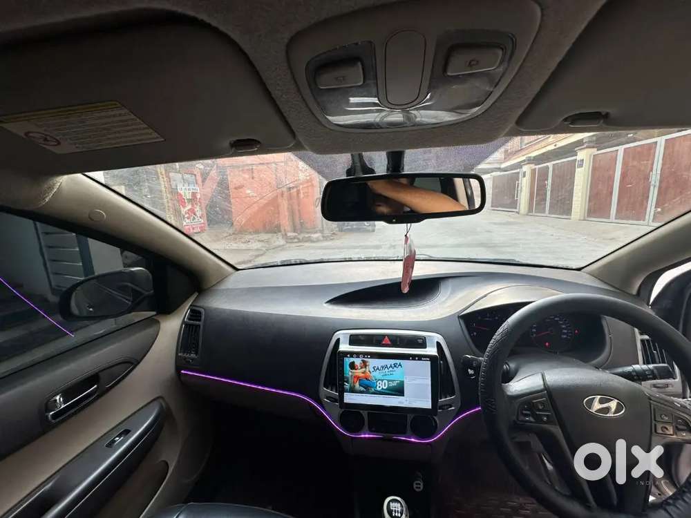 Hyundai I20 2013 Diesel 100000 Km Driven Push Button Start Top