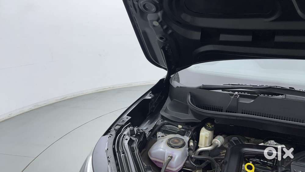 Skoda Kylaq Signature Plus, 2025, Petrol
