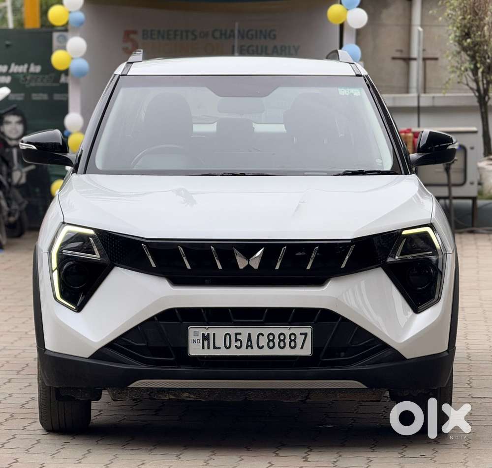 Mahindra Xuv 3xo Ax5 Pm Mt, 2024, Petrol