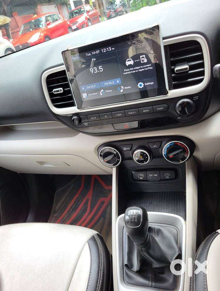 Hyundai Venue S 1.2 Petrol, 2023, Petrol