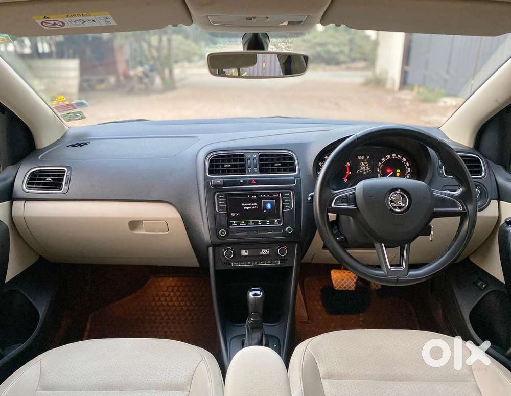 Skoda Rapid [2016-2021] 1.6 Mpi Style Plus, 2017, Petrol