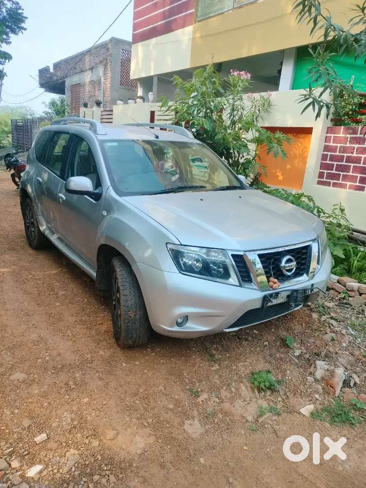 Nissan Terrano 2014 Diesel 100000 Km Driven